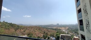 Plot Area in 3 BHK Apartment at Hubtown Hillcrest, Andheri East – for Rent