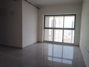 Room in 2 BHK Apartment at Sheth Auris Bliss, Malad West – for Rent