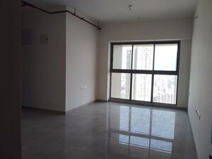 Room in 2 BHK Apartment at Sheth Auris Bliss, Malad West – for Rent