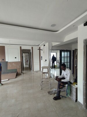 Parking in 5 BHK Apartment at Shapoorji Pallonji BKC 28, Bandra East – for Rent