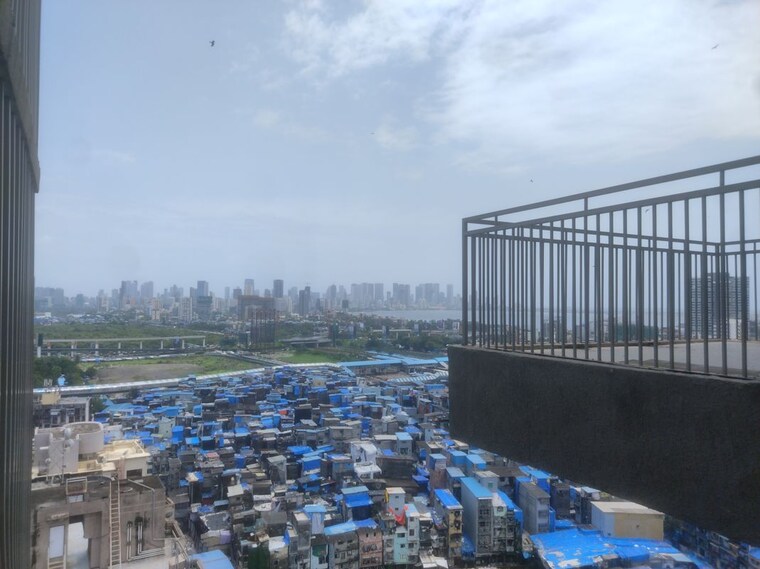 Exterior View, shapoorji-pallonji-bkc-28 5 Bedroom 1350 Sq.Ft. Apartment In Bandra East Mumbai 10610192