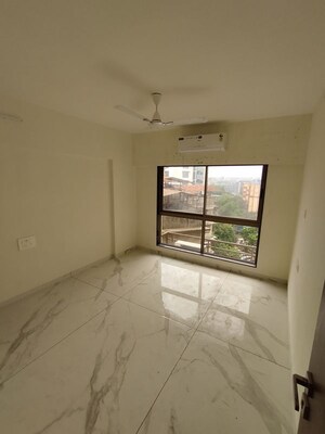 Room in 1 BHK Apartment at Shreeji BKC Crown, Kurla West – for Rent