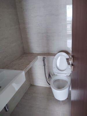 Bathroom in 4 BHK Apartment at Sheth Auris Serenity Tower 1, Malad West – for Rent