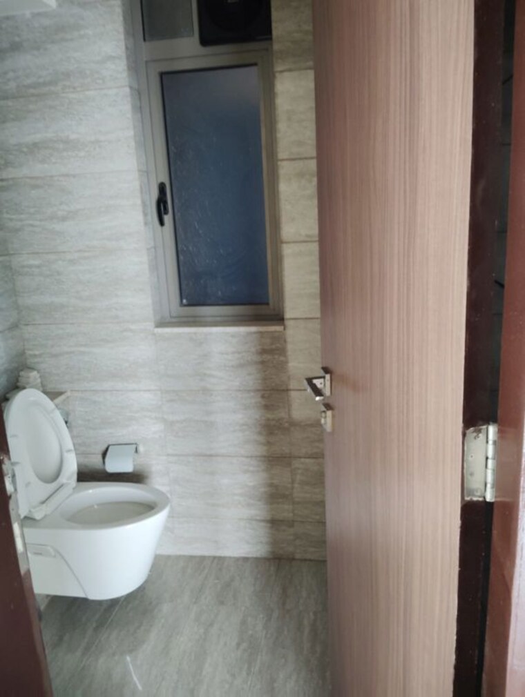 Bathroom, sheth-auris-serenity-tower-1 4 Bedroom 1700 Sq.Ft. Apartment In Malad West Mumbai 10610228