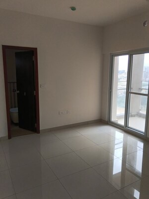 Room in 2 BHK Apartment at Purva Silversands, Mundhwa – for Rent
