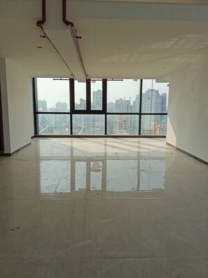 Room in  Office Space at Chandra Arc One, Andheri West – for Rent