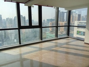 Room in  Office Space at Chandra Arc One, Andheri West – for Rent