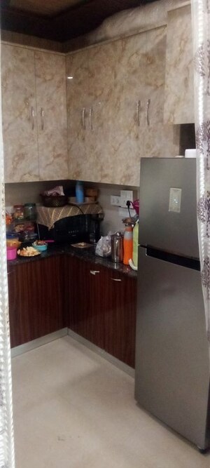 Furnished Amenities in 4 BHK Apartment at Parker White Lily, Sector 8 – for Sale