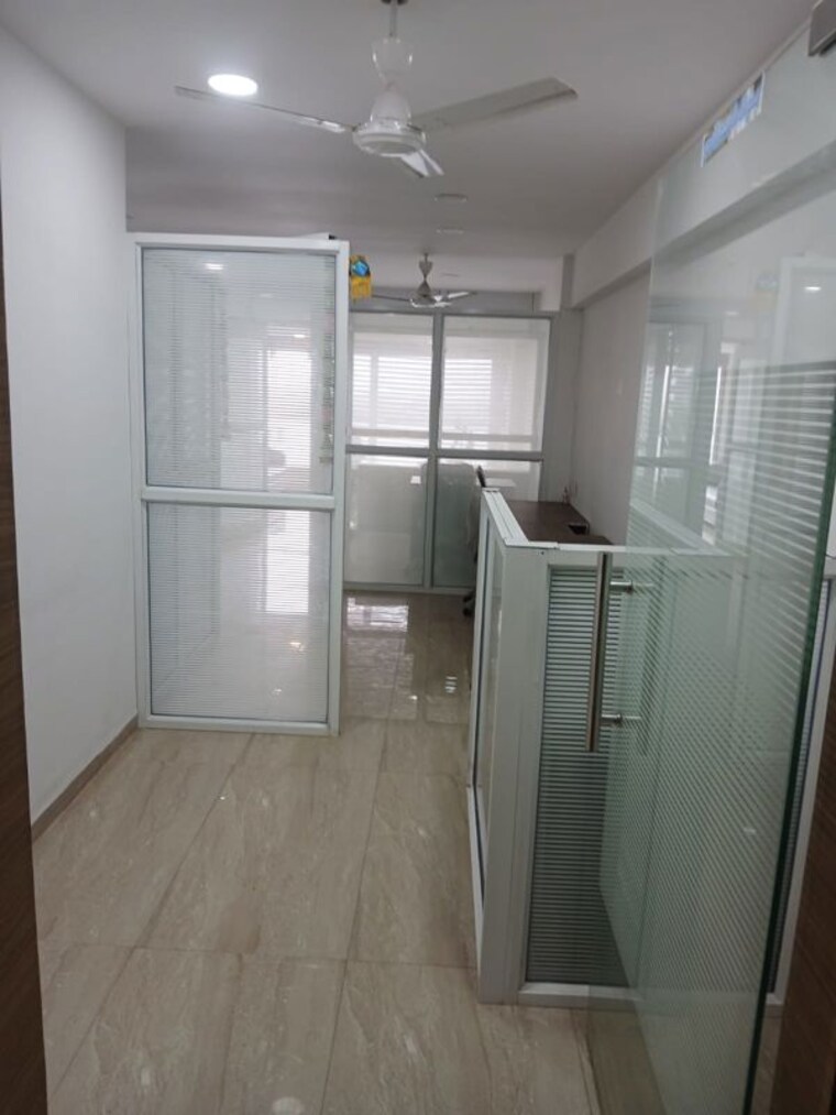 Bathroom, kukreja-bay-view-tower Commercial Office Space 600 Sq.Ft. In Cbd Belapur Sector 11 Navi Mumbai 10610276