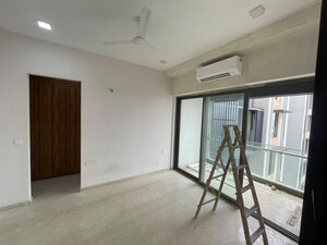 Room in 3 BHK Apartment at Adani Ten BKC, Bandra East – for Rent