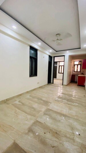 2 BHK Builder Floor For Rent in Saket