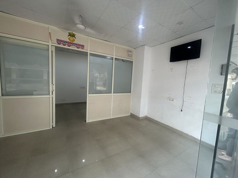 Team Area, kundli Commercial Shop 500 Sq.Ft. In Kundli Sonipat 10610283