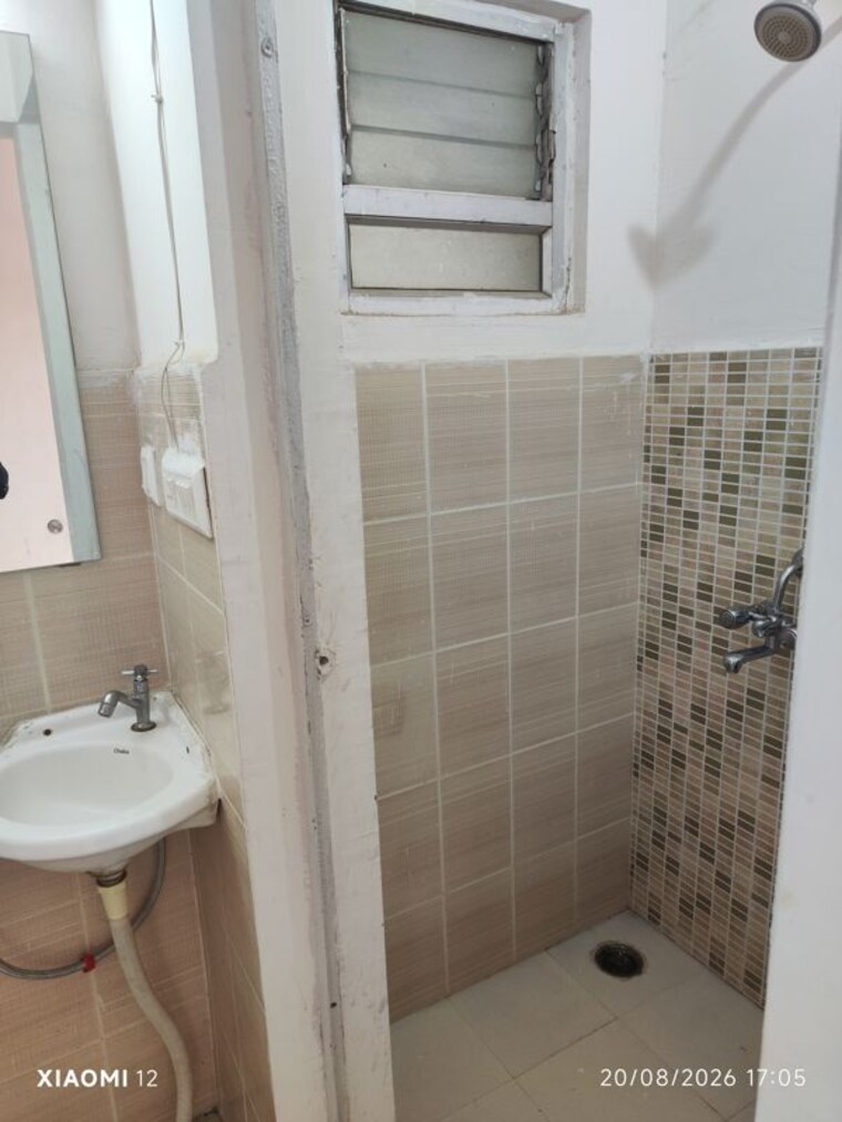 Bathroom, gomti-enclave-devamau 1 Bedroom 450 Sq.Ft. Apartment In Devamau Lucknow 10610285