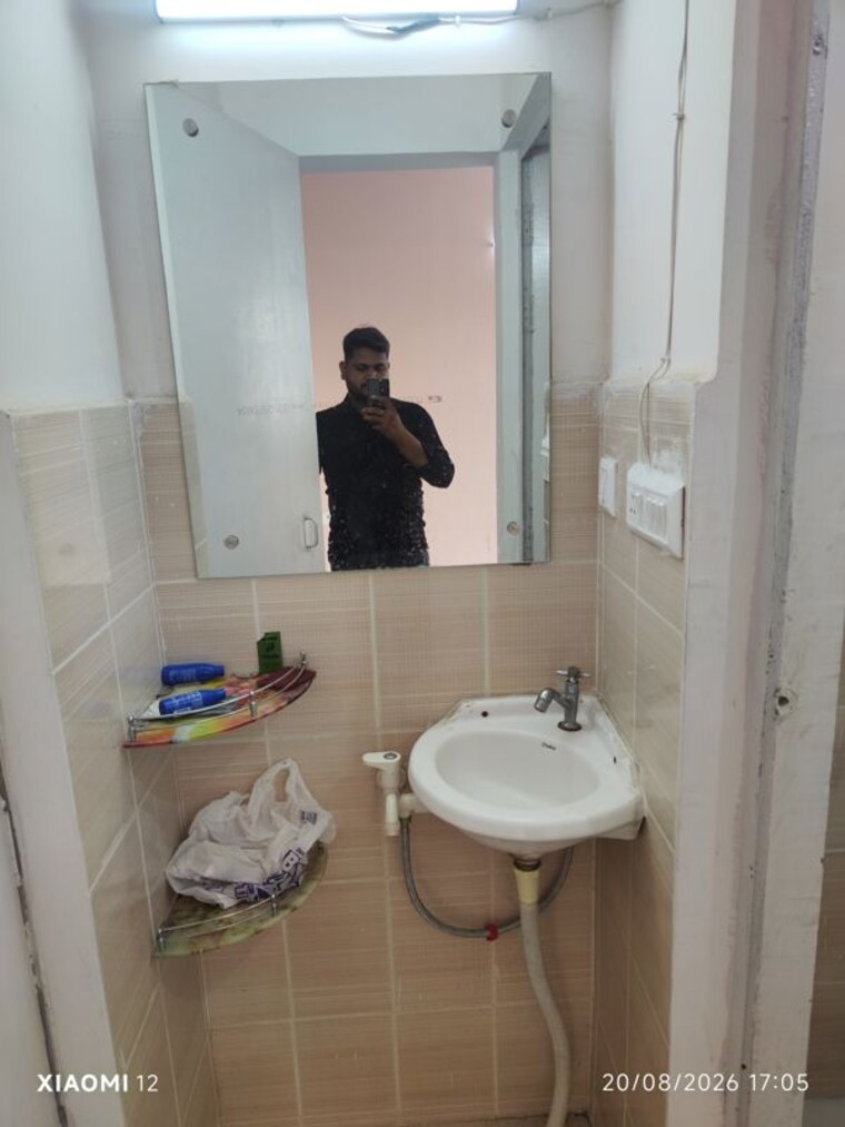 Bathroom, gomti-enclave-devamau 1 Bedroom 450 Sq.Ft. Apartment In Devamau Lucknow 10610285