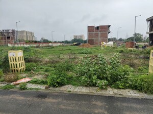  Plot – Exterior View View at Vrindavan Colony - for Sale
