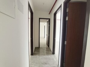Building Lobby in 4 BHK Apartment at Kapur Bawdi – for Rent