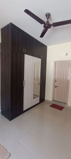 Room in 2 BHK Apartment at J P Nagar Phase 5 – for Rent