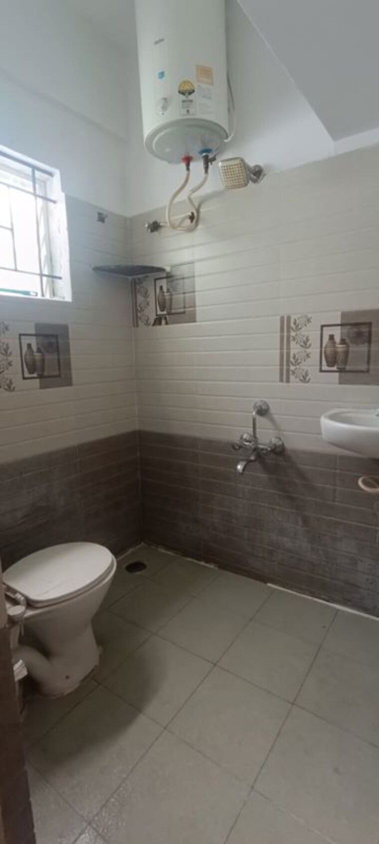 Bathroom, j p nagar phase 5 2 Bedroom 1200 Sq.Ft. Apartment In J P Nagar Phase 5 Bangalore 10607613