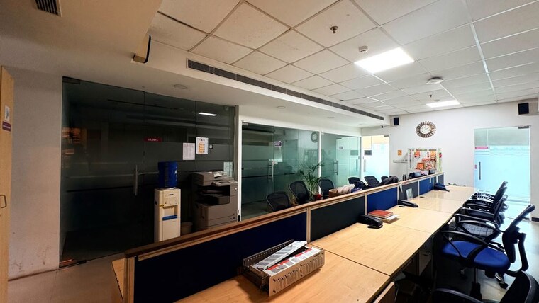 Kitchen, ild-trade-centre Commercial Office Space 2300 Sq.Ft. In Sector 47 Gurgaon 10610309