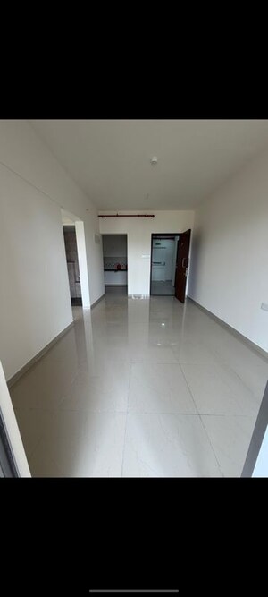 Room in 2 BHK Apartment at Mahindra Happinest Tathawade Phase 1, Tathawade – for Rent