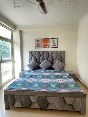 Bedroom in 1 BHK Builder Floor at Saket – for Rent