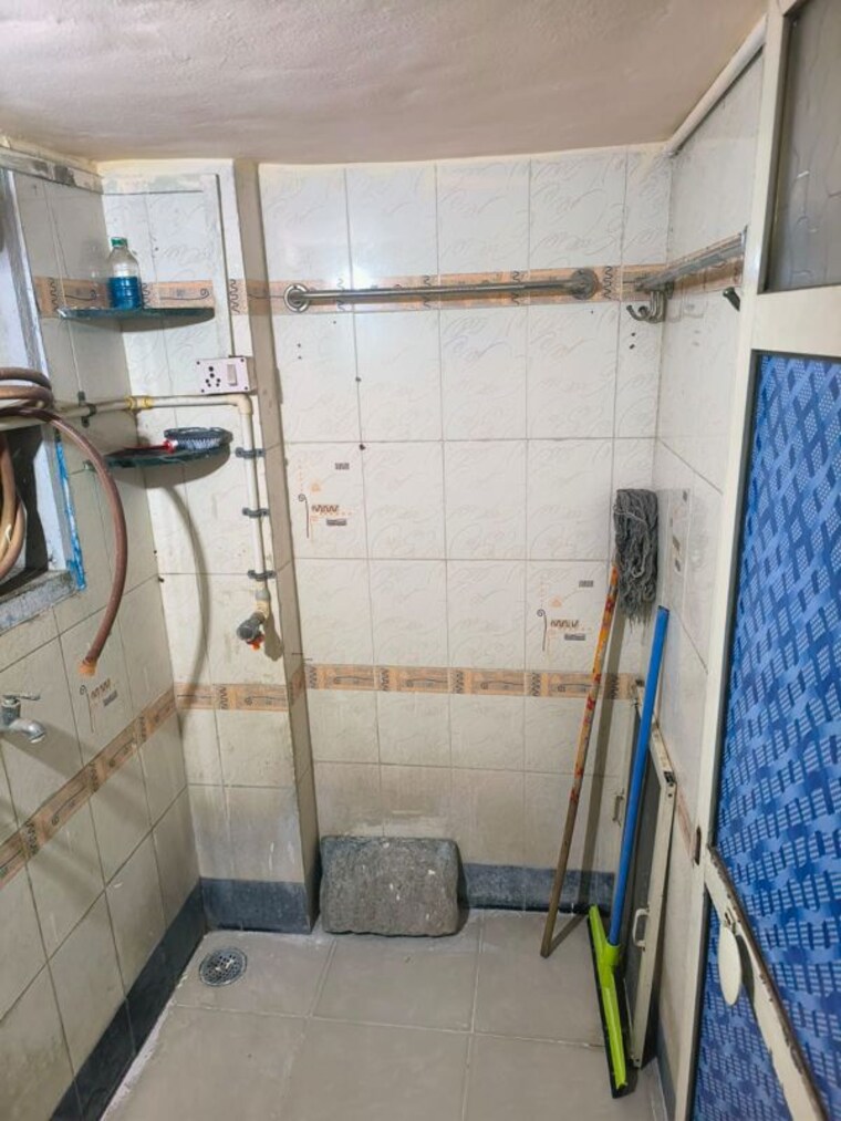 Bathroom, matru-ami 1 Bedroom 555 Sq.Ft. Apartment In Kalyan West Thane 10610347