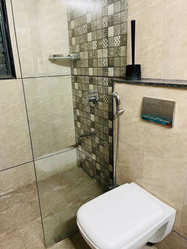 Bathroom, rohan-madhuban-phase-2 3 Bedroom 1500 Sq.Ft. Apartment In Bavdhan Pune 10610332