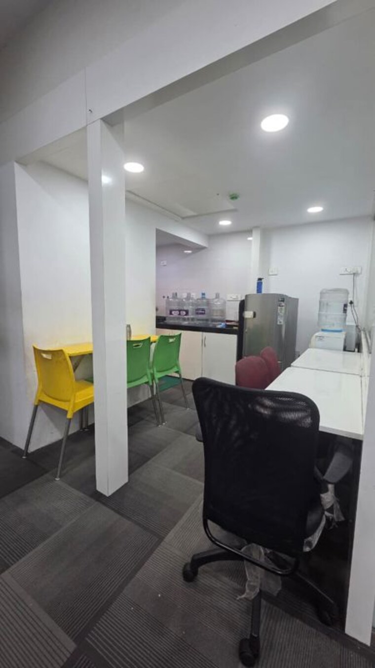 Team Area, kalpataru-plaza Commercial Office Space 850 Sq.Ft. In Malad West Mumbai 10610358
