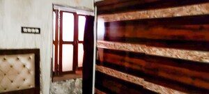 Room in  Independent House at Andheri West – for Sale