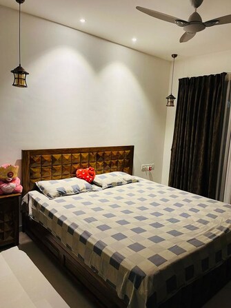 2 BHK + Study Room 1200 Sq.Ft. Apartment in Karan Goldcoast