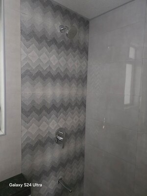 Bathroom in 1.5 BHK Apartment at Kalpataru Elitus Bhandup, Bhandup West – for Rent