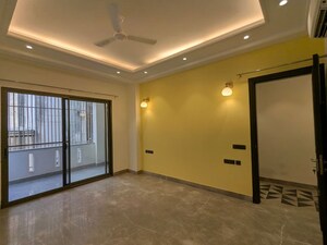 Room in 4 BHK Builder Floor at Greater Kailash I – for Rent