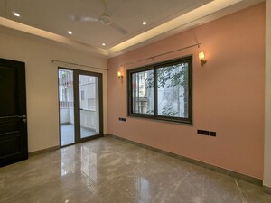Room in 4 BHK Builder Floor at Greater Kailash I – for Rent