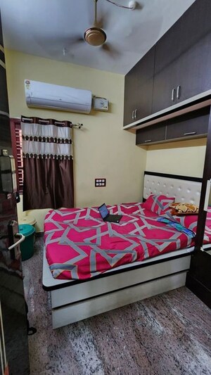 Bedroom in  Pg at Vinay Khand 1 – for Rent