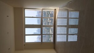 Room in 1 BHK Apartment at Siddha Sky, Sion – for Rent