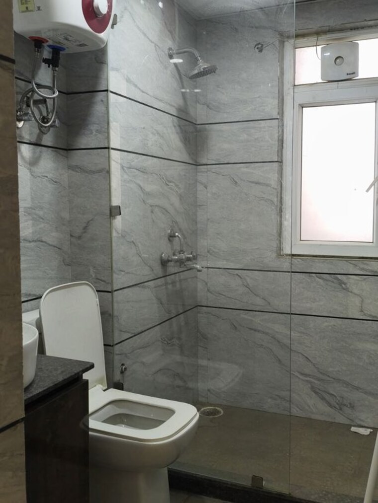 Bathroom, tata-eureka-park 3 Bedroom 1575 Sq.Ft. Apartment In Sector 150 Noida 10610568