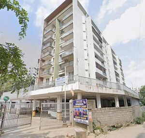  Apartment For Sale in Gulimangala
