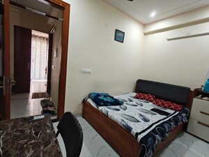 Bedroom in 2 BHK Builder Floor at Sector 38 – for Rent