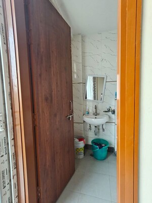 Bathroom in 2 BHK Builder Floor at Sector 38 – for Rent