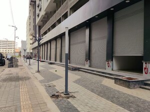  Showroom – Exterior View View at Ravet - for Sale
