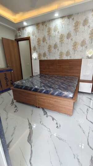 Bedroom in 1 BHK Builder Floor at Sector 38 – for Rent