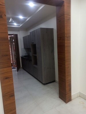 Room in 3 BHK Builder Floor at Sector 45 – for Rent