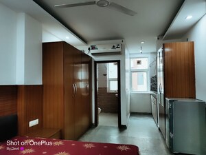 Room in 1 BHK Builder Floor at Sushant Lok I – for Rent