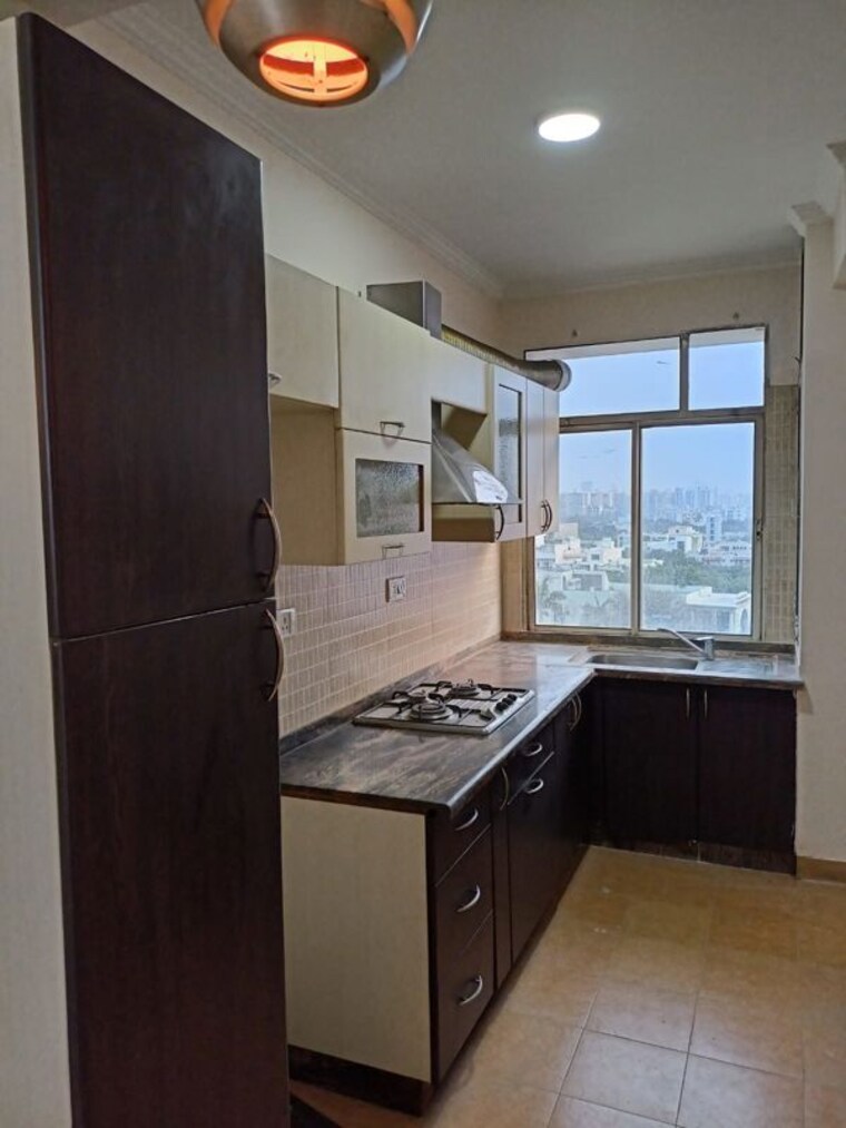 Kitchen, dlf-the-wellington-estate 3 Bedroom 1400 Sq.Ft. Apartment In Dlf Phase V Gurgaon 10610772