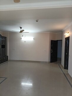 3 BHK Apartment For Rent in DLF The Wellington Estate