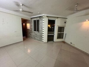 2 BHK Apartment For Rent in DLF The Princeton Estate, Dlf Phase V