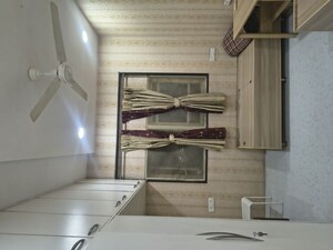 Room in 1 BHK Apartment at Ghatkopar East – for Rent