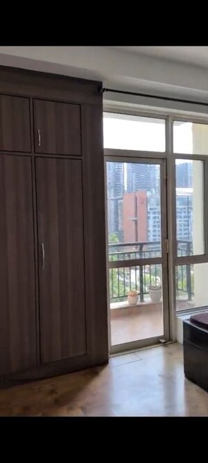 Room in 1 BHK Apartment at Jaypee Greens Klassic Heights, Sector 134 – for Rent