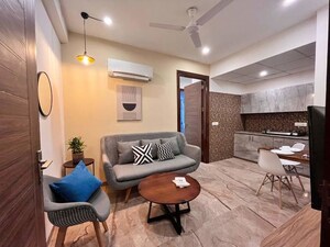 Living Room in 1 BHK Builder Floor at Mohit House, Sushant Lok I – for Rent