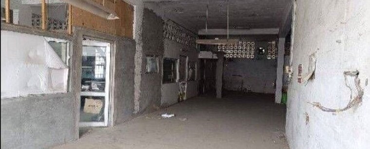 Hall, lalbagh Commercial Office Space 5000 Sq.Ft. In Lalbagh Lucknow 10610818